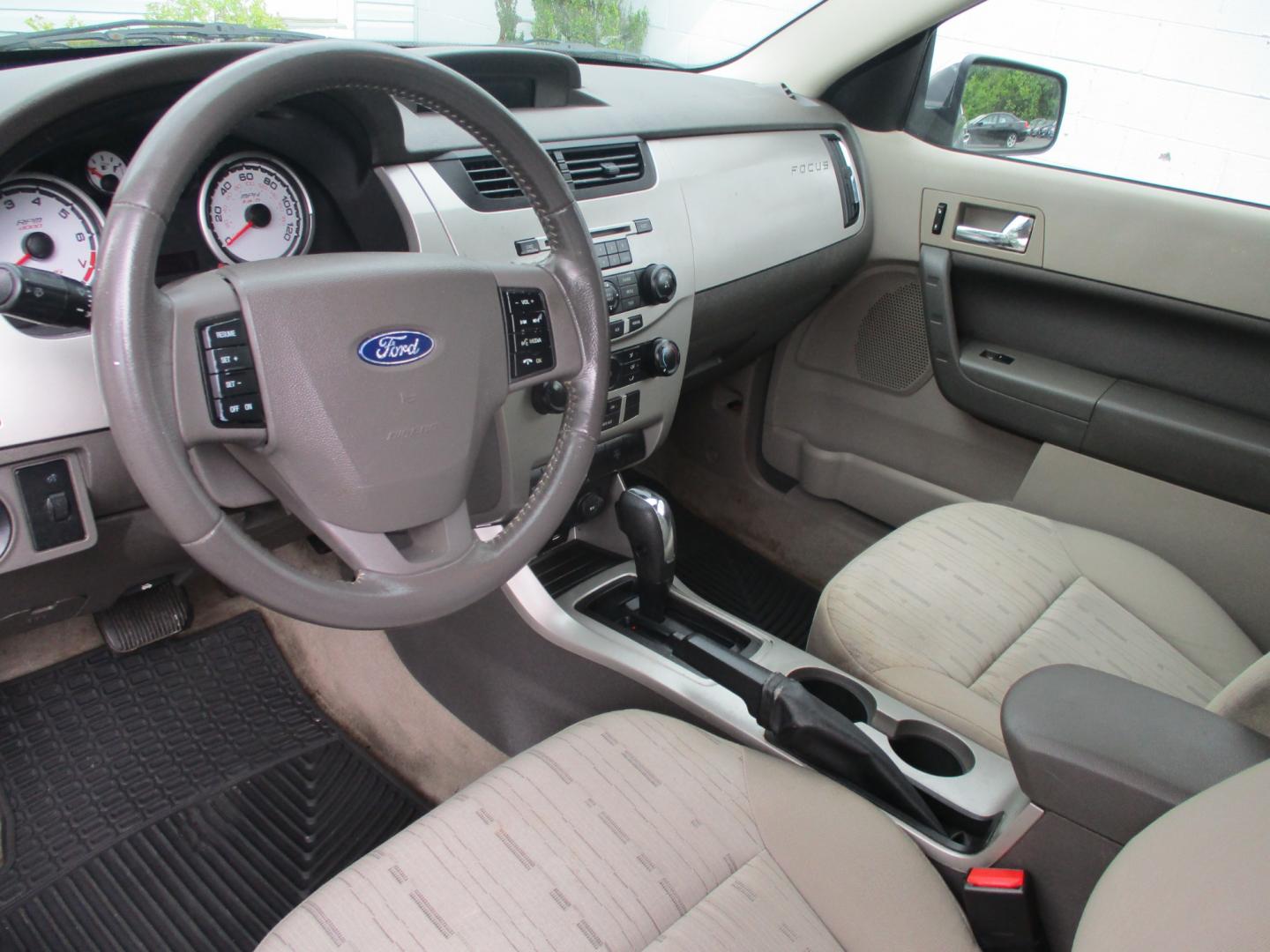 2008 BLACK Ford Focus (1FAHP33NX8W) , AUTOMATIC transmission, located at 540a Delsea Drive, Sewell, NJ, 08080, (856) 589-6888, 39.752560, -75.111206 - Photo#14